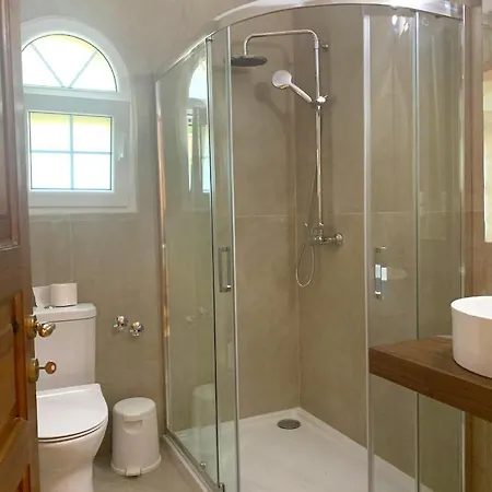 Natalia B With Panoramic Sea Views Of Agios Gordios Bay Apartment *